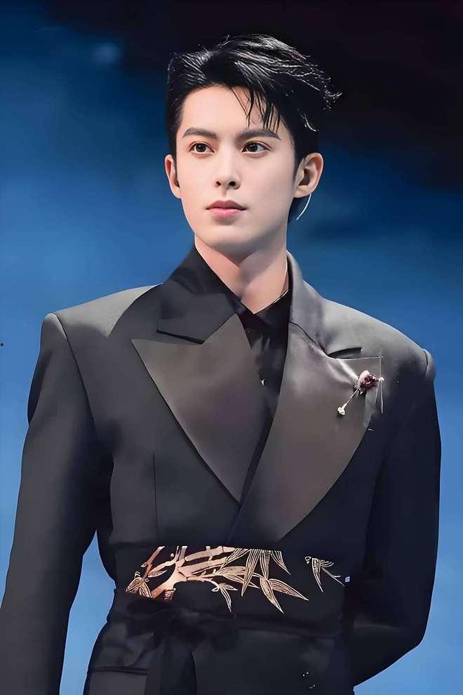 娱乐吃瓜爆料王鹤棣